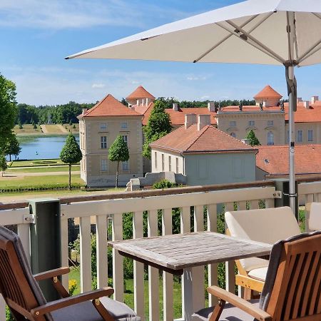 Loggiahaus Am Schloss, 5 Ferienwohnungen, Teils Mit Schloss- Und Seeblick Rheinsberg Buitenkant foto